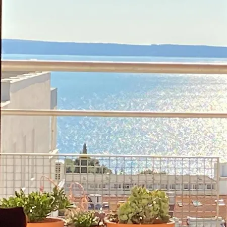 505 - With Sea View